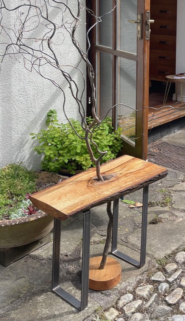 Olive table